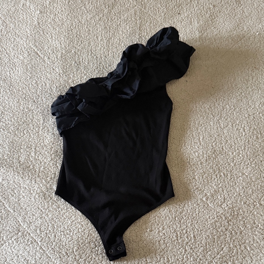 Express Black One-Shoulder Ruffle Cotton Blend Bodysuit Small